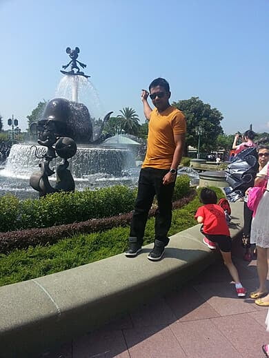 Family trip to Disneyland
